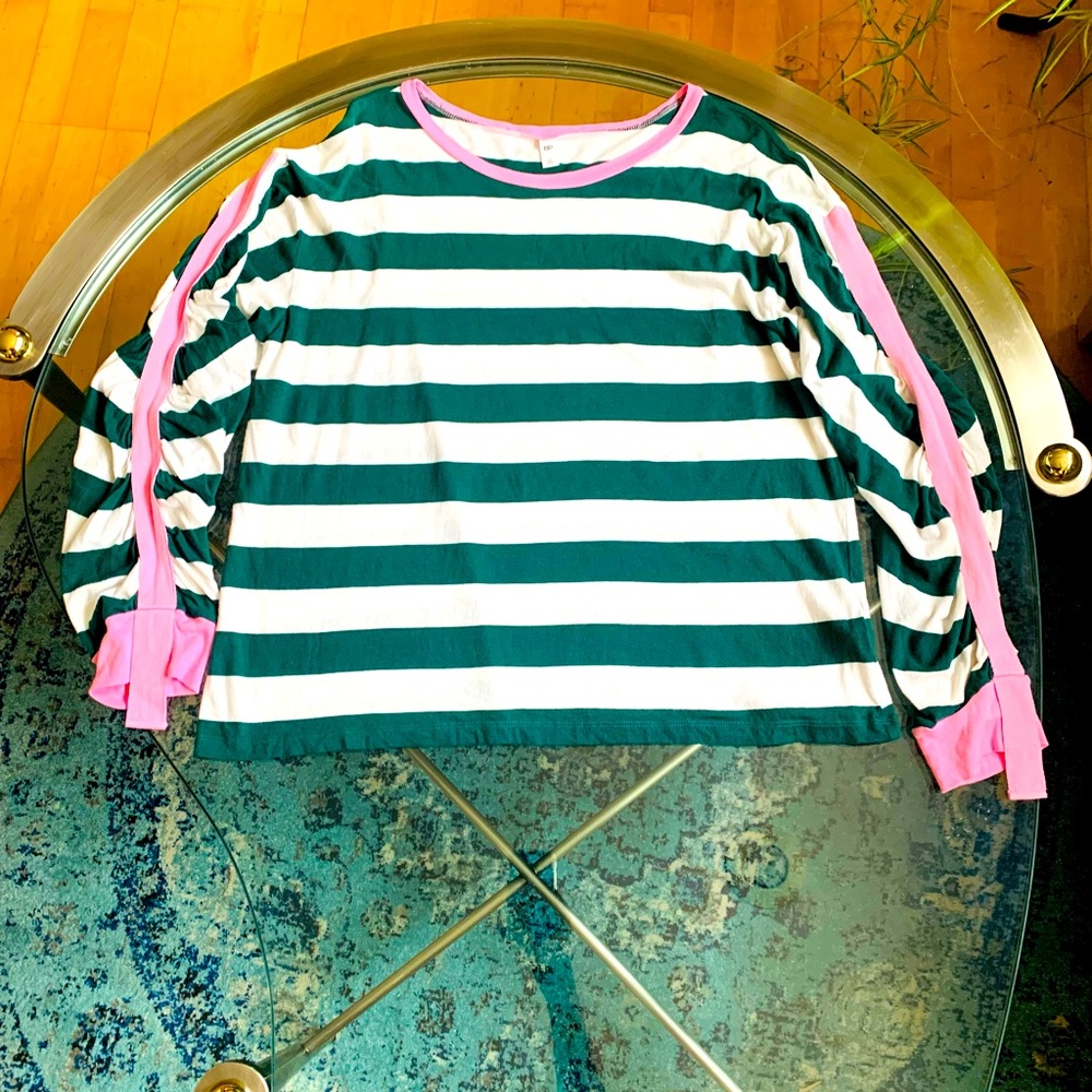 ✨BP. ✨ Green & White Stripe Top W/Pink Crewneck & Accented Gathered Slee…